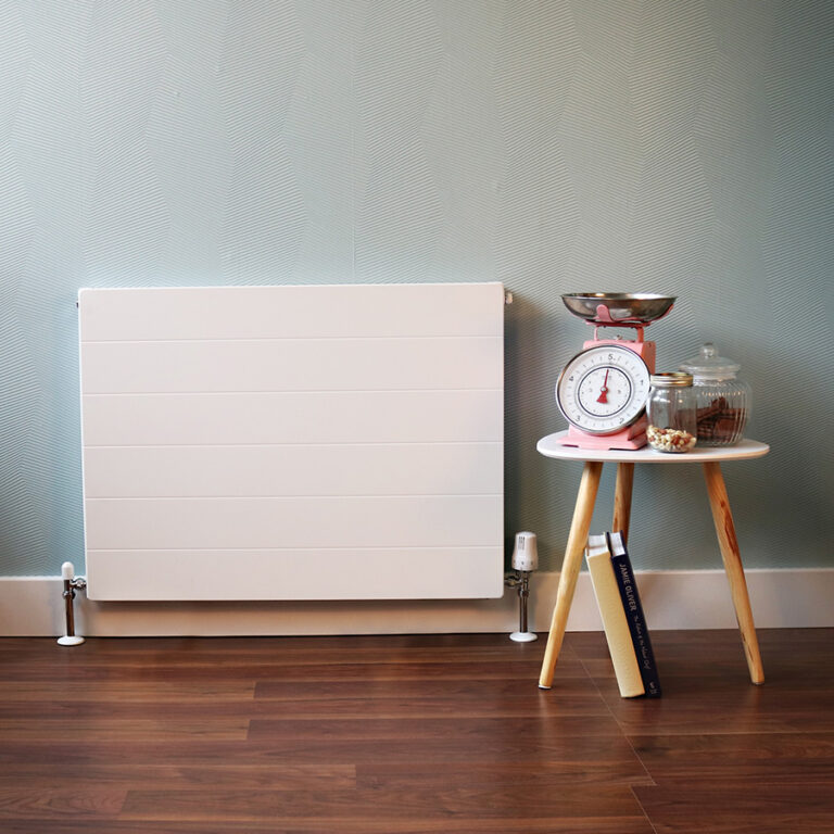 Ultraheat Lanner Horizontal radiator