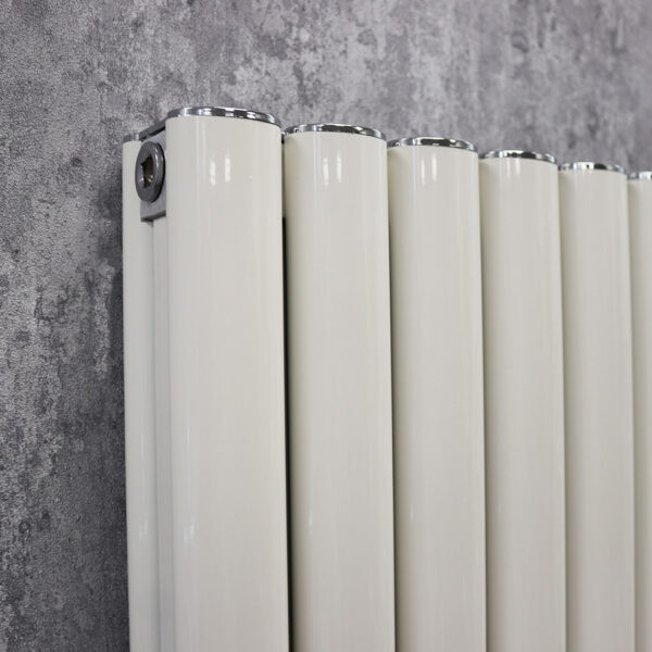 Radiator for living rooms and hallways